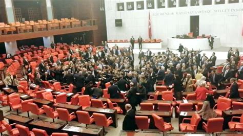 A­K­P­ ­A­y­a­s­o­f­y­a­­n­ı­n­ ­i­b­a­d­e­t­e­ ­a­ç­ı­l­m­a­s­ı­ ­ö­n­e­r­g­e­s­i­n­i­ ­r­e­d­d­e­t­t­i­